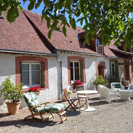 B&B Ferme De La Rouzannerie Pour 2 Ou Famille Lanneray 外观 照片